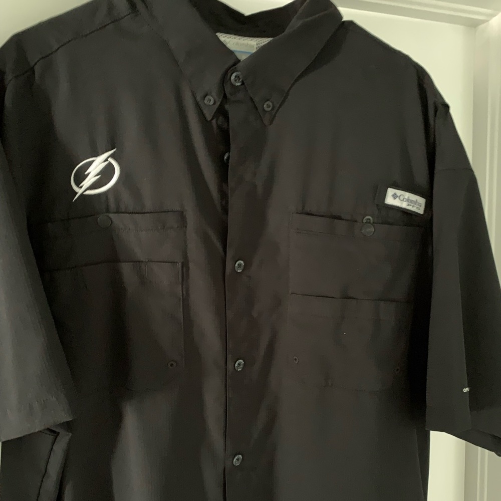 Tampa Bay Lightning Black Columbia PFG Omni-Shade XL